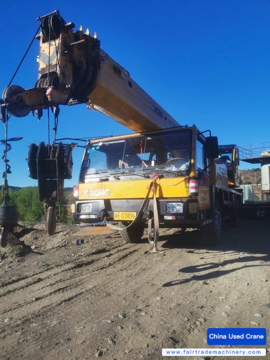 Buy XCMG 25K Used Crane / 1
